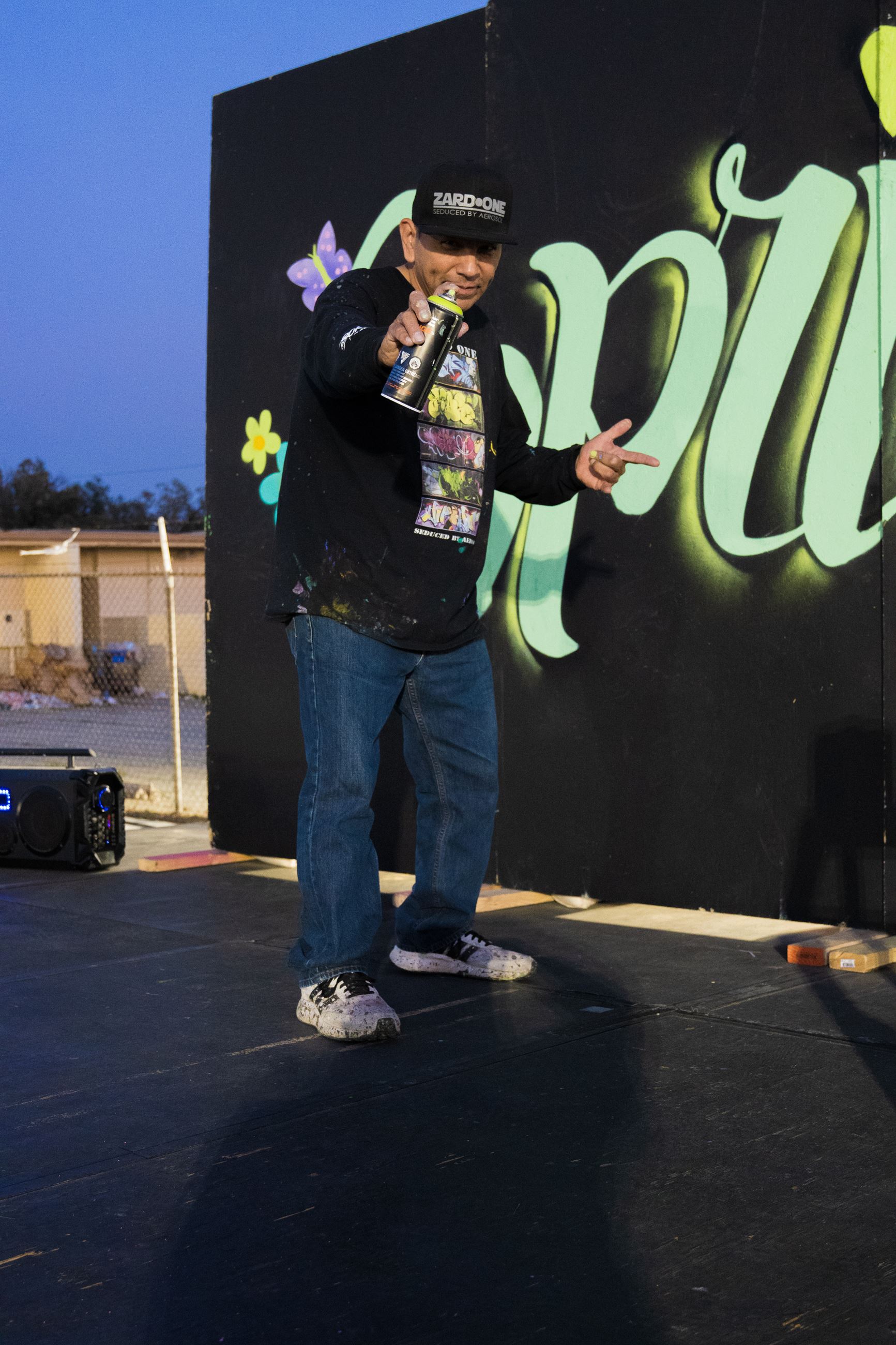 Live Graffiti Artist